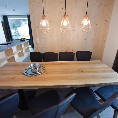 Apartment Chillas Appartements Urlaub Mit Mehrwert Inklusive Silvretta Card Premium *