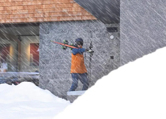 Chillas Apart Mattle At Apartment