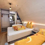 Апартаменты Chillas Mattle At